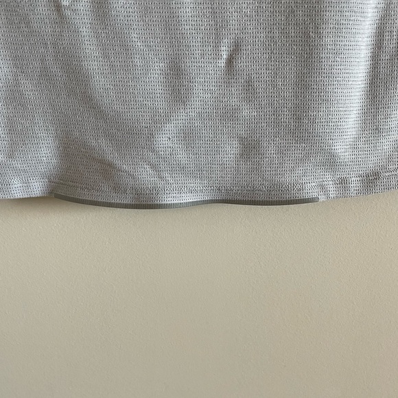 Lululemon Grey Men's Tank Top Size Medium - Picture 3 of 8